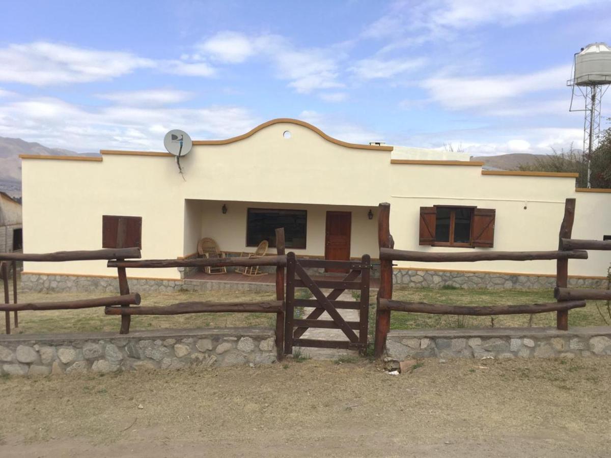 Posada La Sofia Tafí del Valle エクステリア 写真
